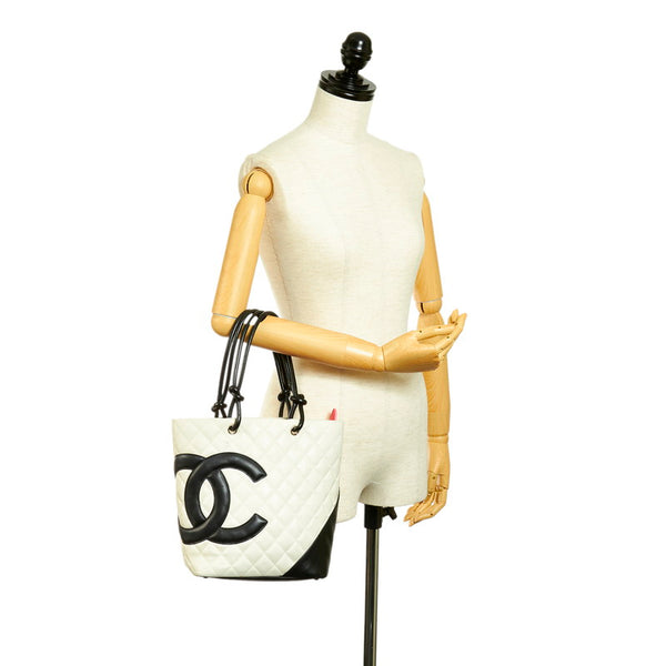シャネル カンボンライン ホワイト ブラック レザー トートバッグ レディース CHANEL 【中古】