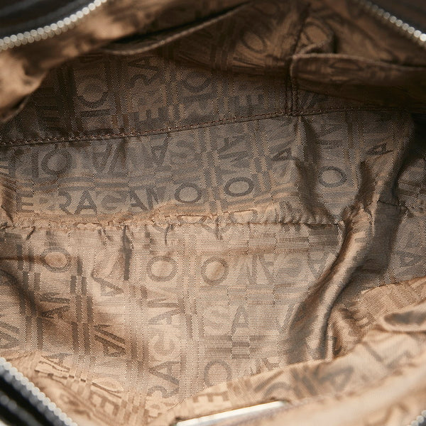 サルヴァトーレフェラガモ ガンチーニ AB-21 5370 ブラック パテントレザー ハンドバッグ レディース Salvatore Ferragamo 【中古】