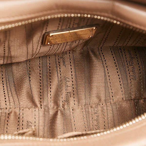 サルヴァトーレフェラガモ ガンチーニ チェーン ショルダーバッグ ブラウン レザー レディース Salvatore Ferragamo 【中古】