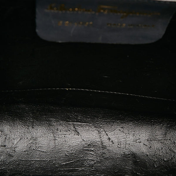 サルヴァトーレフェラガモ ガンチーニ E-21 1067 グレー スウェード ショルダーバッグ レディース Salvatore Ferragamo 【中古】