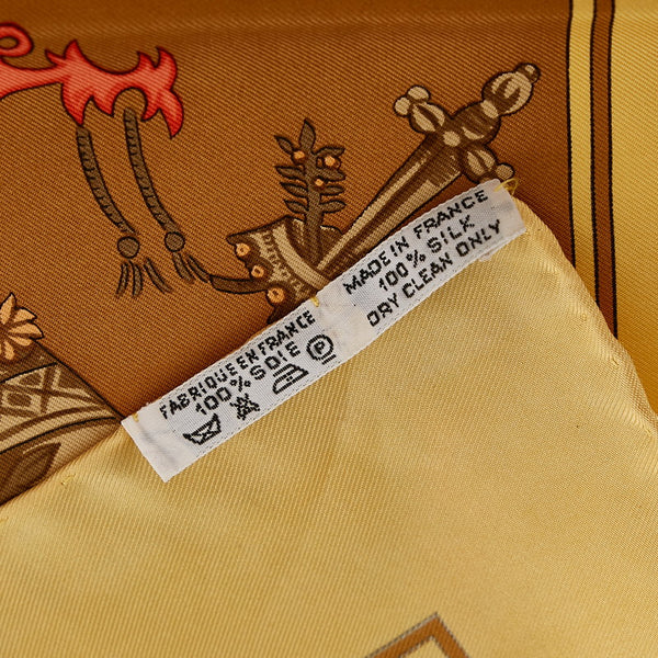 エルメス カレ90 LE TAROT タロットカード イエロー ホワイト シルク スカーフ レディース HERMES 【中古】