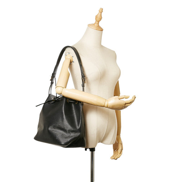 ルイ ヴィトン エピ プチノエ M44102 ブラック レザー ショルダーバッグ レディース LOUIS VUITTON 【中古】