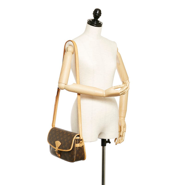 ルイ ヴィトン モノグラム ソローニュ M42250 ブラウン PVC レザー 斜め掛け ショルダーバッグ レディース LOUIS VUITTON 【中古】