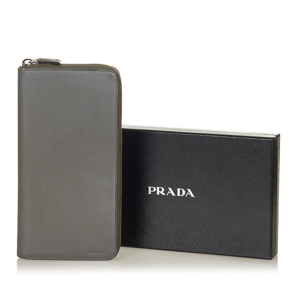 プラダ グレー レザー サフィアーノ ラウンドファスナー　長財布 メンズ PRADA 【中古】