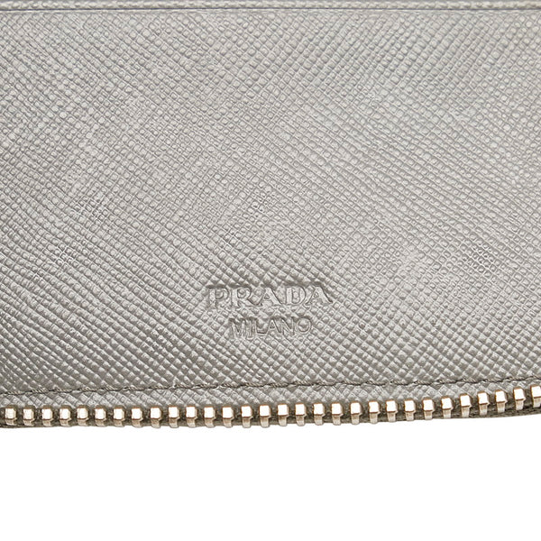 プラダ グレー レザー サフィアーノ ラウンドファスナー　長財布 メンズ PRADA 【中古】