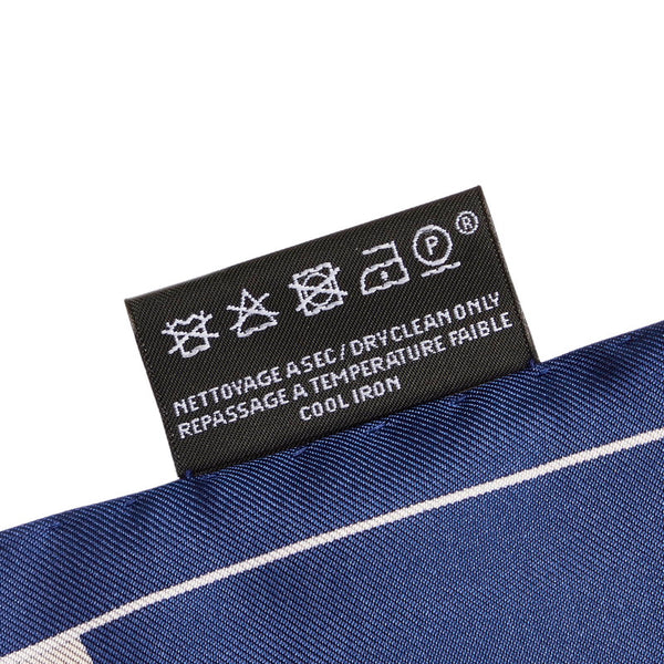 カルティエ ネイビー シルク ハンカチ レディース CARTIER 【中古】