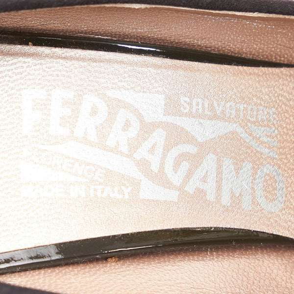 サルヴァトーレフェラガモ ブラック レザー スウェード パンプス レディース Salvatore Ferragamo 【中古】