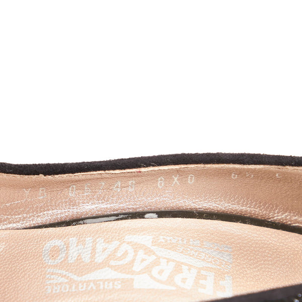 サルヴァトーレフェラガモ ブラック レザー スウェード パンプス レディース Salvatore Ferragamo 【中古】