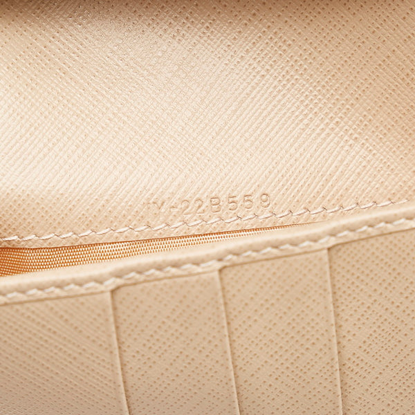 サルヴァトーレフェラガモ ヴァラリボン IY-22 B559 ベージュ レザー 長財布 レディース Salvatore Ferragamo 【中古】