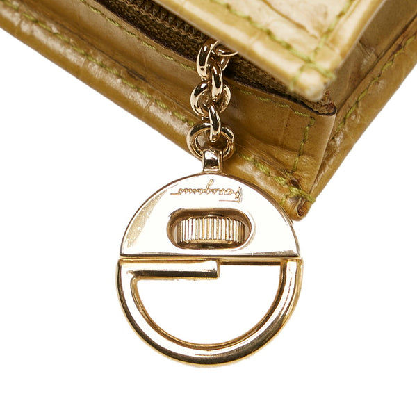 サルヴァトーレフェラガモ ヴァラリボン ポーチ グリーン 型押しレザー レディース Salvatore Ferragamo 【中古】