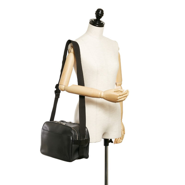ルイ ヴィトン タイガ リポーター M30152 ブラック レザー ショルダーバッグ レディース LOUIS VUITTON 【中古】