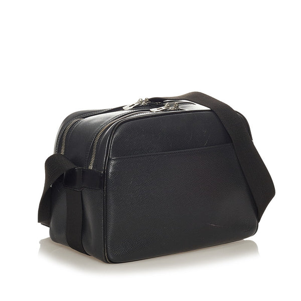ルイ ヴィトン タイガ リポーター M30152 ブラック レザー ショルダーバッグ レディース LOUIS VUITTON 【中古】