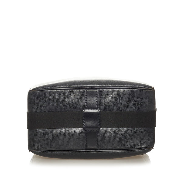ルイ ヴィトン タイガ リポーター M30152 ブラック レザー ショルダーバッグ レディース LOUIS VUITTON 【中古】