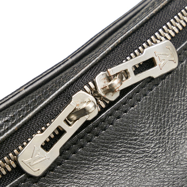 ルイ ヴィトン タイガ リポーター M30152 ブラック レザー ショルダーバッグ レディース LOUIS VUITTON 【中古】
