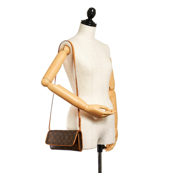 ルイ ヴィトン モノグラム ポシェット・ツインＧＭ ブラウン PVC レザー ショルダーバッグ レディース LOUIS VUITTON 【中古】