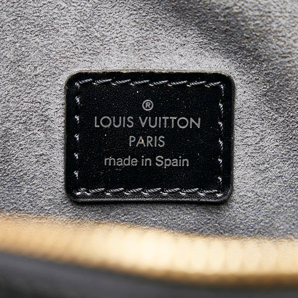 ルイ ヴィトン エピ ヴォルテール M52432 ブラック レザー ショルダーバッグ レディース LOUIS VUITTON 【中古】