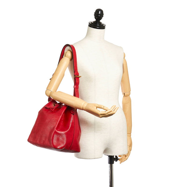 ルイ ヴィトン エピ プチノエ ショルダーバッグ M44107 レッド レザー レディース LOUIS VUITTON 【中古】