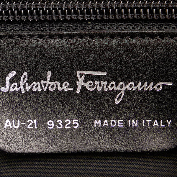 サルヴァトーレフェラガモ AU-21 9325 ブラック ナイロン リュック バックパック レディース Salvatore Ferragamo 【中古】