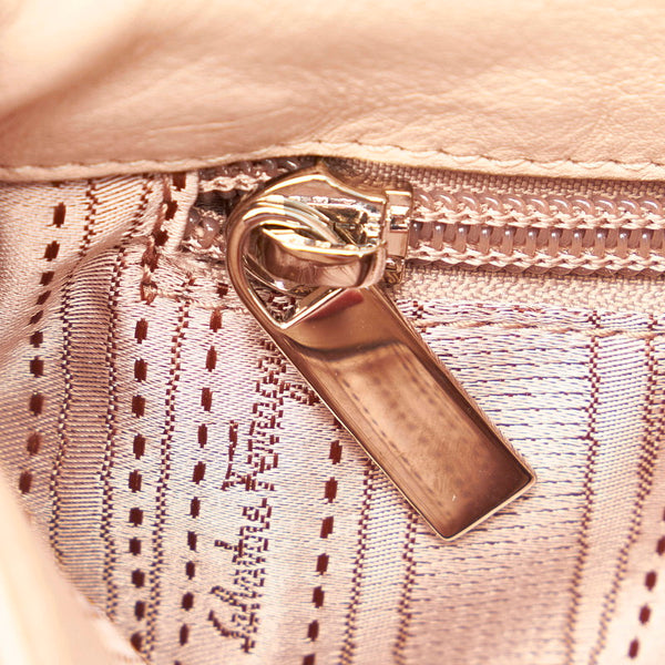 サルヴァトーレフェラガモ ガンチーニ AB-21 D659 ピンクベージュ レザー 斜め掛け チェーン ショルダーバッグ レディース Salvatore Ferragamo 【中古】