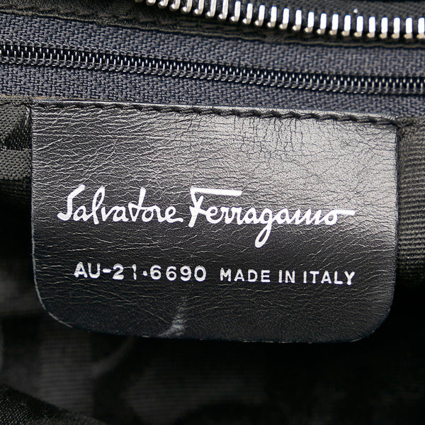 サルヴァトーレフェラガモ チェーン ショルダーバッグ AU-21 6690 ブラック キャンバス レザー レディース Salvatore Ferragamo 【中古】