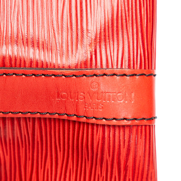 ルイ ヴィトン エピ プチノエ M44107 レッド レザー ショルダーバッグ レディース LOUIS VUITTON 【中古】
