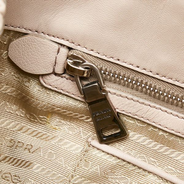 プラダ アイボリー レザー ハンドバッグ ショルダーバッグ 2WAY レディース PRADA 【中古】