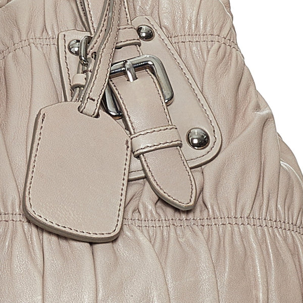 プラダ アイボリー レザー ハンドバッグ ショルダーバッグ 2WAY レディース PRADA 【中古】
