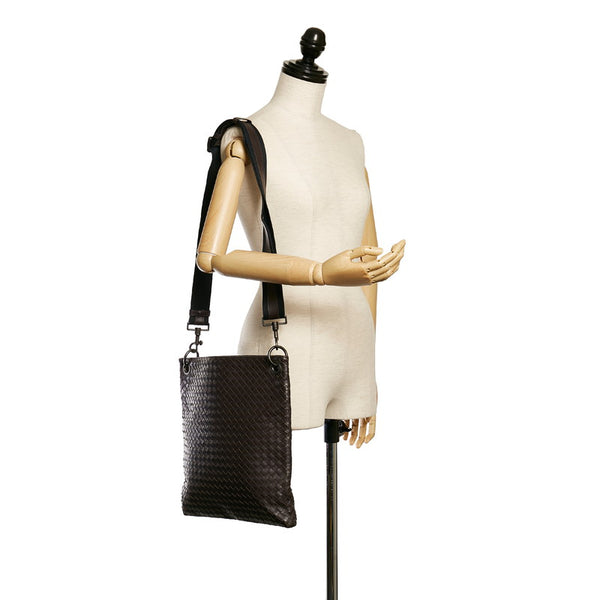 ボッテガヴェネタ イントレチャート 斜め掛け ショルダーバッグ ブラウン レザー メンズ BOTTEGAVENETA 【中古】