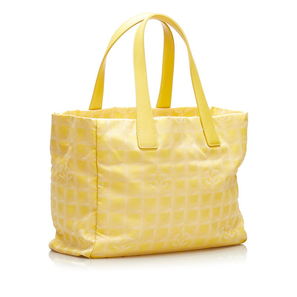シャネル ニュートラベルライン MM トートバッグ ハンドバッグ イエロー ナイロン レザー レディース CHANEL 【中古】