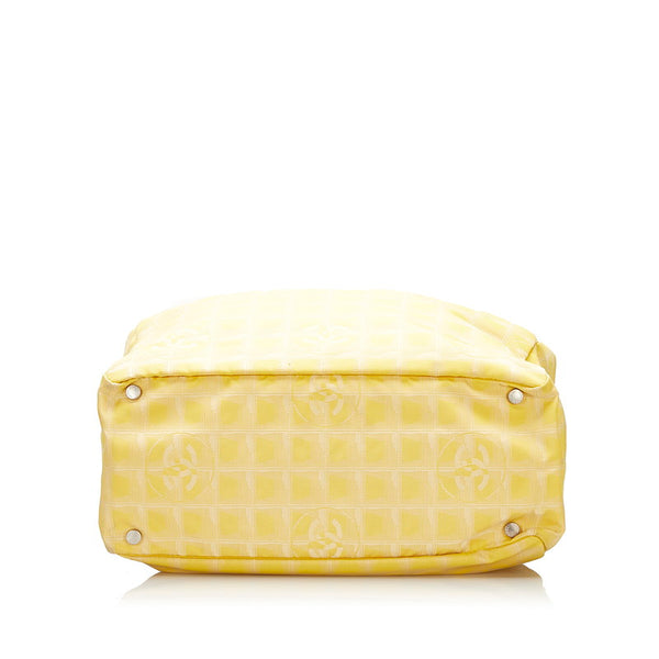 シャネル ニュートラベルライン MM トートバッグ ハンドバッグ イエロー ナイロン レザー レディース CHANEL 【中古】