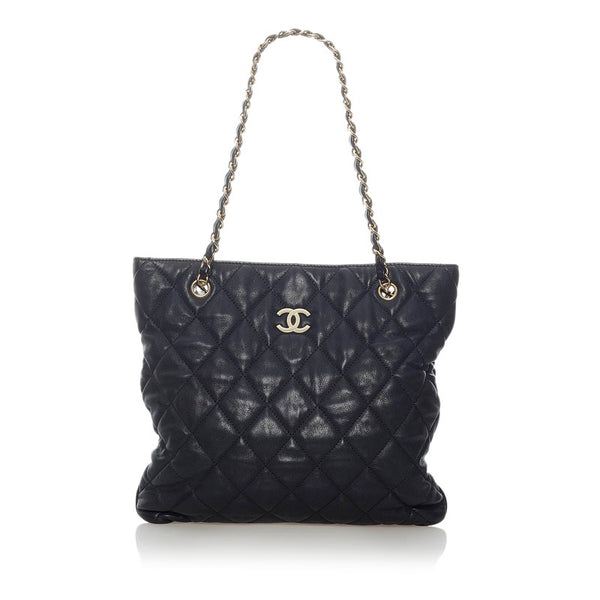 シャネル マトラッセ チェーン ショルダーバッグ ブラック レザー レディース CHANEL 【中古】