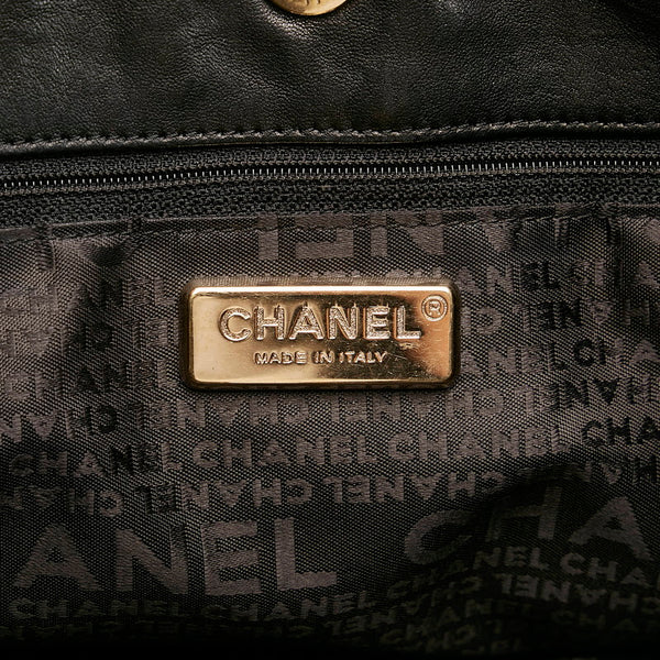 シャネル マトラッセ チェーン ショルダーバッグ ブラック レザー レディース CHANEL 【中古】