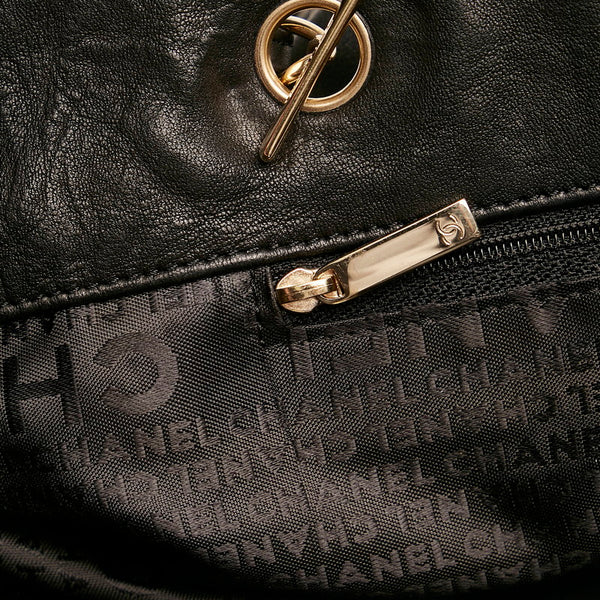 シャネル マトラッセ チェーン ショルダーバッグ ブラック レザー レディース CHANEL 【中古】