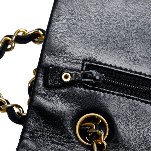 シャネル Vステッチ ココマーク チェーン ショルダーバッグ ブラック レザー レディース CHANEL 【中古】