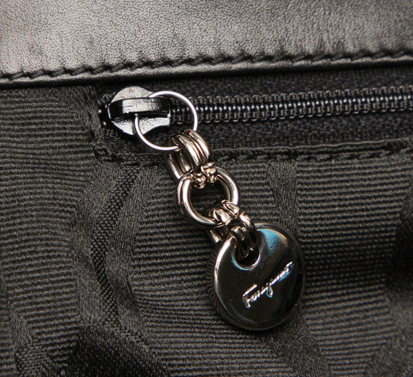 サルヴァトーレフェラガモ ショルダーバッグ 1-240001041220