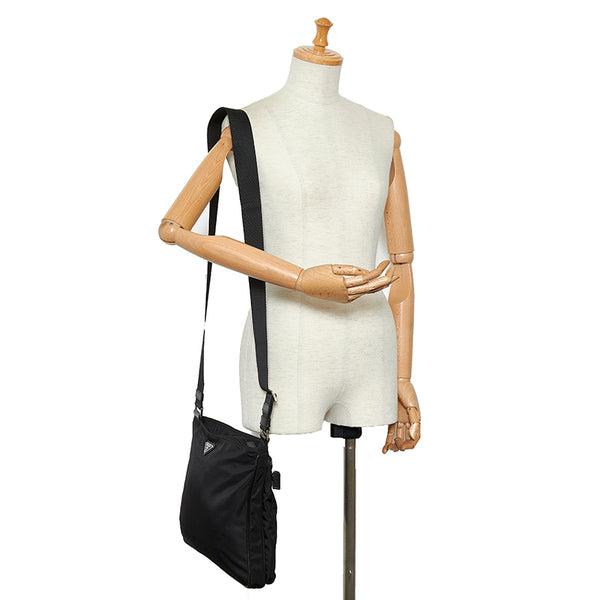 プラダ ブラック ナイロン ショルダーバッグ レディース PRADA 【中古】