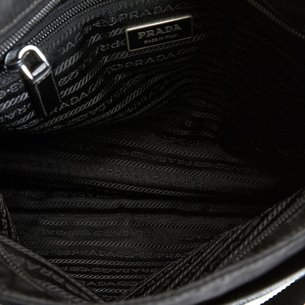 プラダ ブラック ナイロン ショルダーバッグ レディース PRADA 【中古】