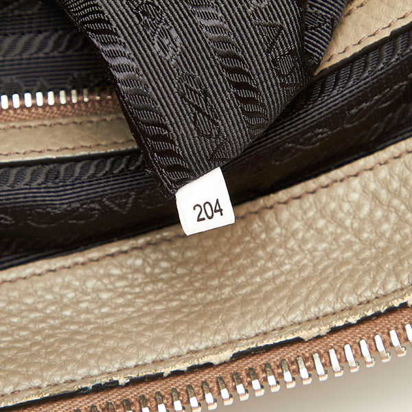 プラダ BL0805 グレー レザー ハンドバッグ ショルダーバッグ 2WAY レディース PRADA 【中古】