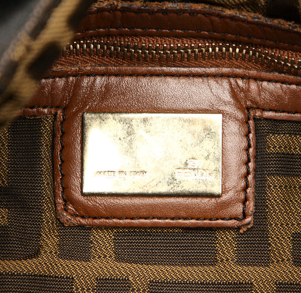 フェンディ カーキ ホワイト ブラウン キャンバス レザー ショルダーバッグ レディース FENDI 中古