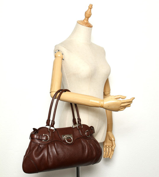 サルヴァトーレフェラガモ ショルダーバッグ 1-240001041296