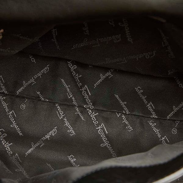 サルヴァトーレフェラガモ ガンチーニ BW-21 4845 ブラック レザー 肩掛け ショルダーバッグ レディース Salvatore Ferragamo 【中古】