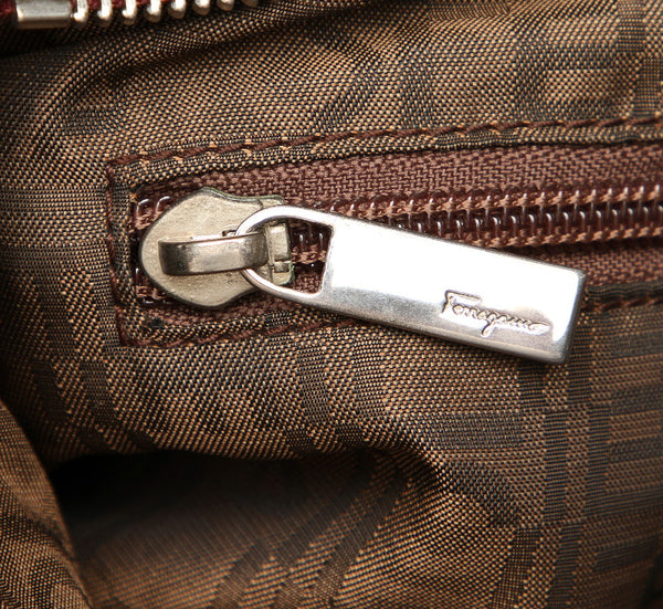 サルヴァトーレフェラガモ ショルダーバッグ 1-240001041296