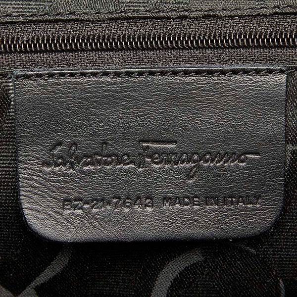 サルヴァトーレフェラガモ ヴァラ BZ217643 ブラック レザー ショルダーバッグ レディース Salvatore Ferragamo 【中古】