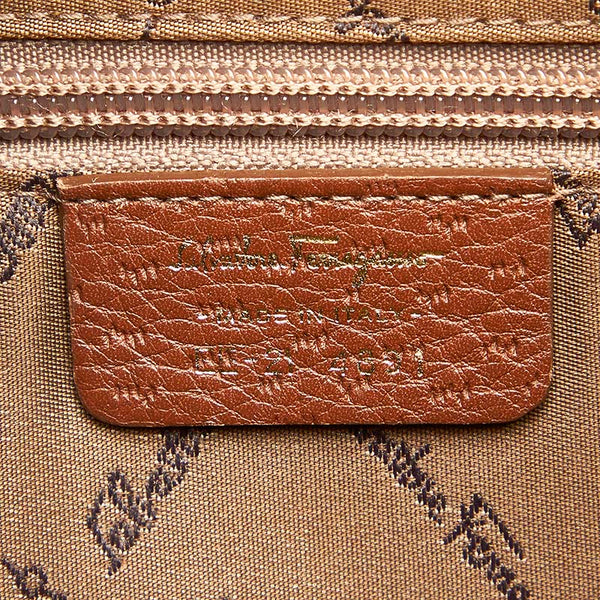 サルヴァトーレフェラガモ ガンチーニ ブラウン スウェード レザー 肩掛け ショルダーバッグ レディース Salvatore Ferragamo 【中古】