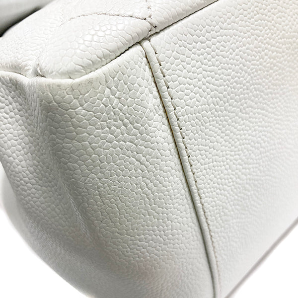 シャネル ココマーク ホワイト キャビアスキン チェーン ショルダーバッグ レディース CHANEL 【中古】