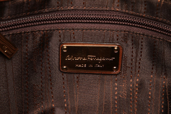 サルヴァトーレフェラガモ ガンチーニ AU-21 D228 ブラウン レザー ハンドバッグ レディース Salvatore Ferragamo 【中古】