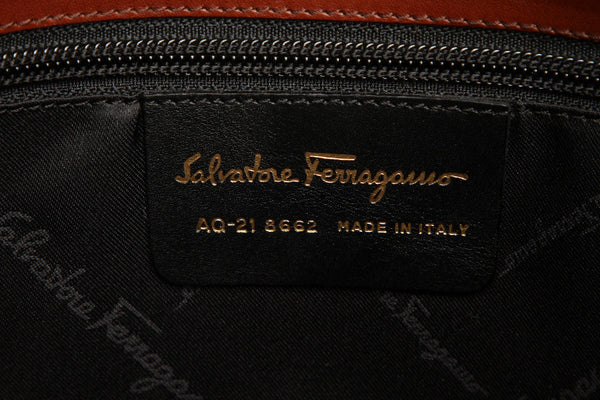 サルヴァトーレフェラガモ ガンチーニ AQ-21 8662 ブラウン レザー ショルダーバッグ レディース Salvatore Ferragamo 中古