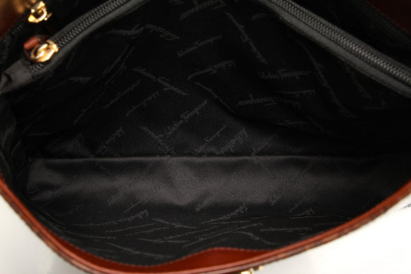 サルヴァトーレフェラガモ ガンチーニ AQ-21 8662 ブラウン レザー ショルダーバッグ レディース Salvatore Ferragamo 中古