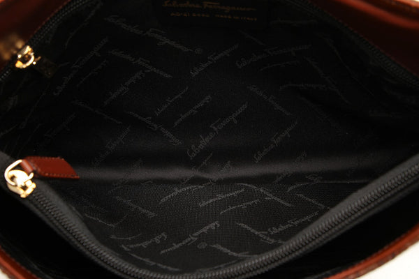 サルヴァトーレフェラガモ ガンチーニ AQ-21 8662 ブラウン レザー ショルダーバッグ レディース Salvatore Ferragamo 中古