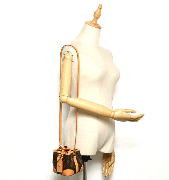 ルイ ヴィトン モノグラム ノエ・パース M57099 ブラウン PVC レザー 肩掛け ショルダーバッグ レディース LOUIS VUITTON 中古